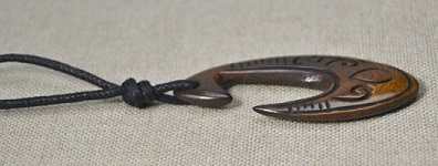 collar hippie para hombre